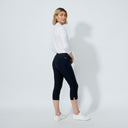 DS Magic Black Capris F25