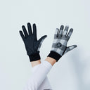 DS Nowra Plaid Print Fleece Gloves
